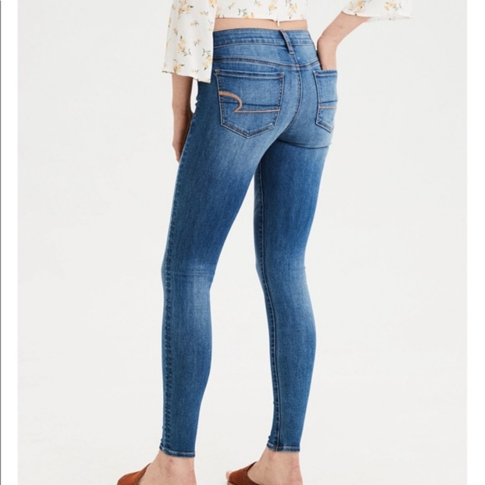 American Eagle womens  skinny stretch med wash 00S